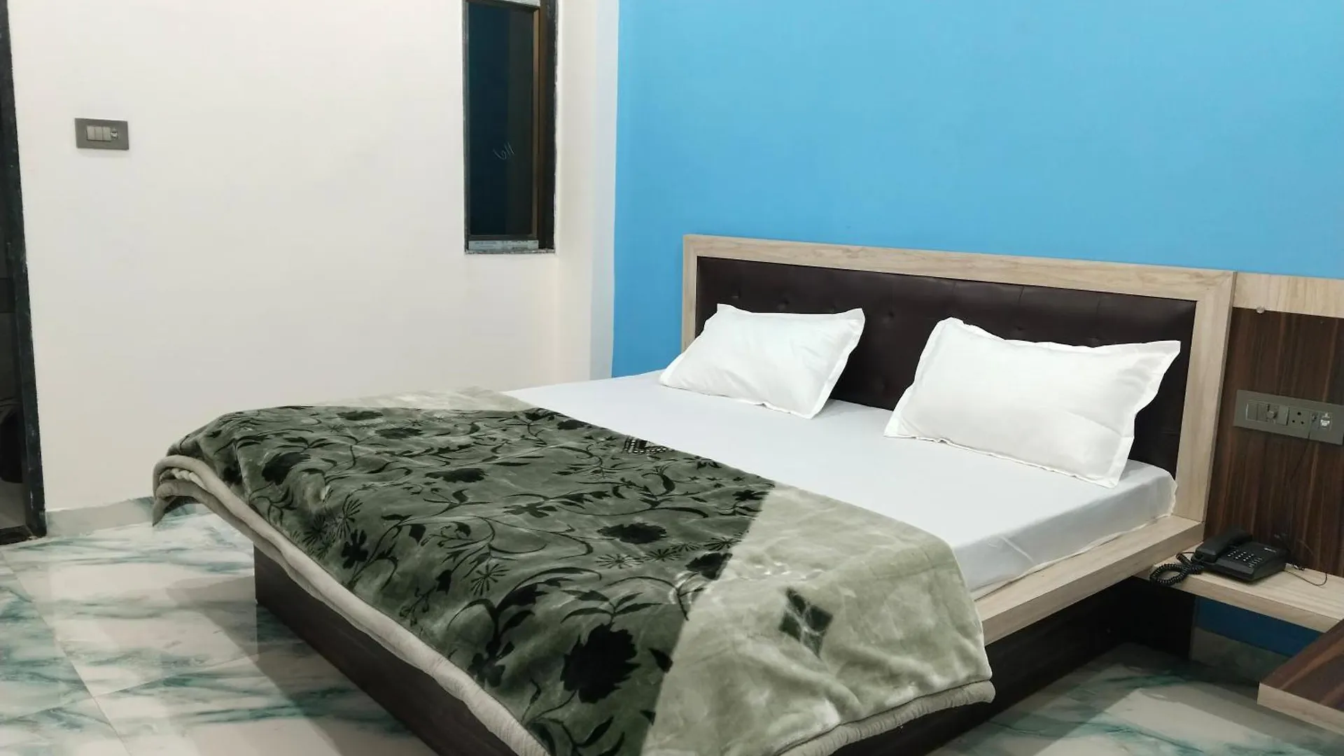 Golden Residency Guest House Varanasi